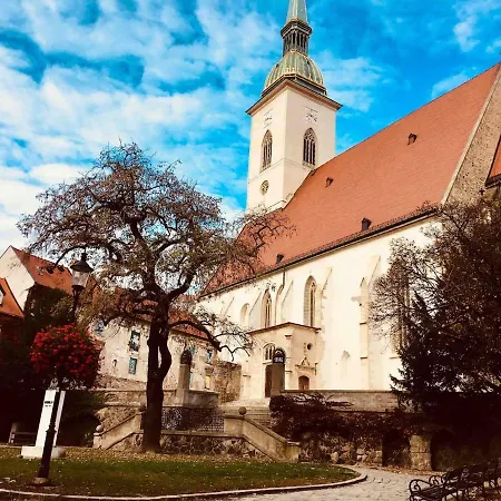 Second Home In Heart Of Bratislava Exterior photo