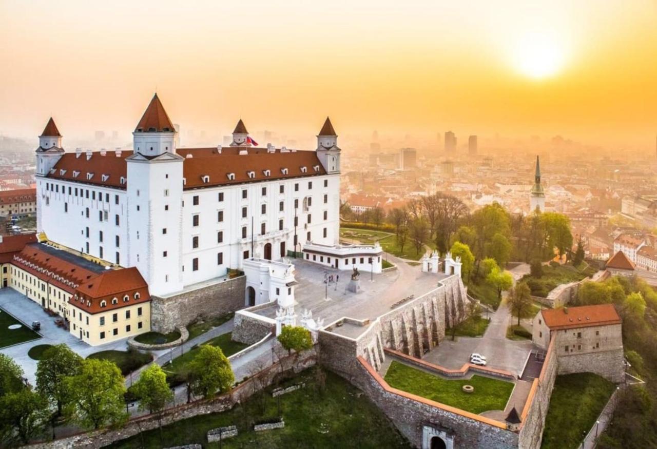 Apartment Second In Heart Of Bratislava
