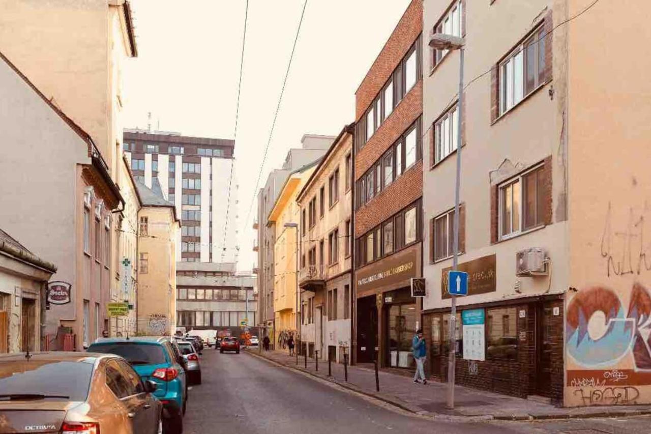 Apartment Second In Heart Of *