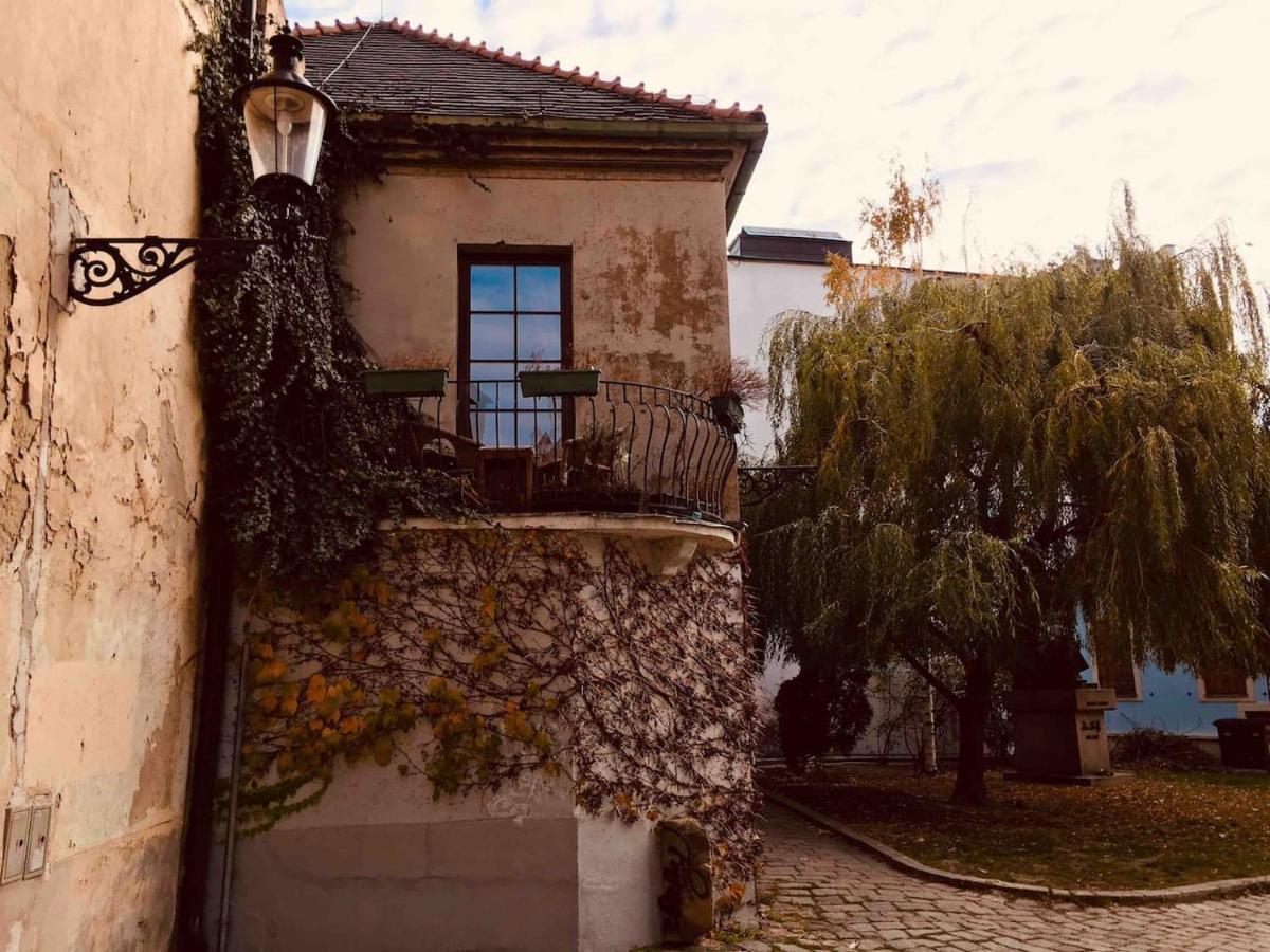 Second In Heart Of Apartment *