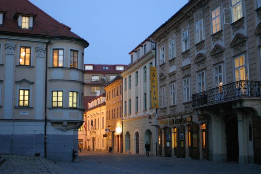 Apartman Second In Heart Of *
