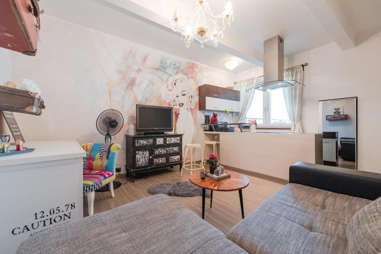 Apartment Second In Heart Of *
